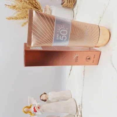 ضد آفتاب بی رنگ SPF 50 برند RBORY اصلی کد R22002